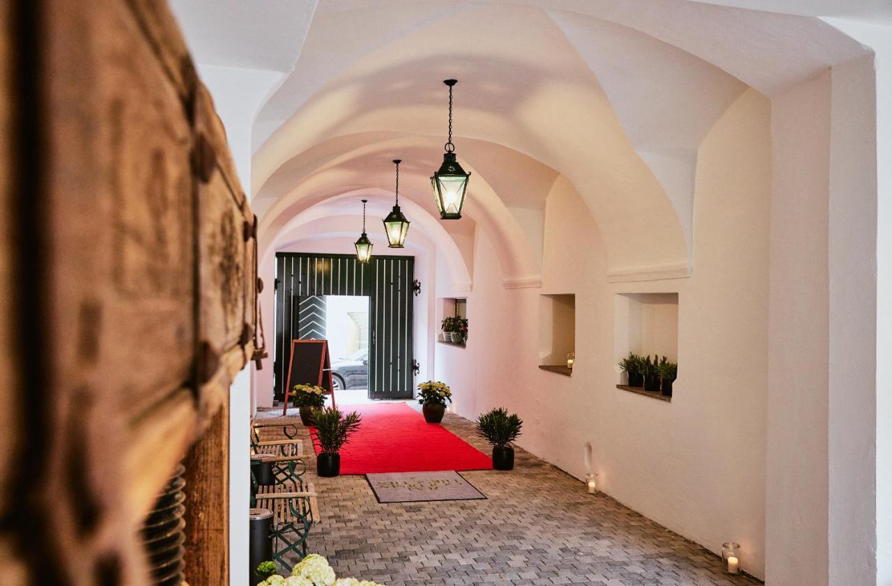 Boutiquehotel Zum Goldenen Hirschen Gmunden Esterno foto