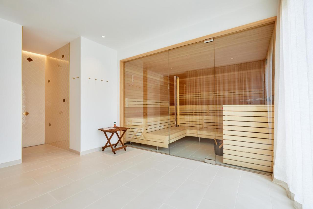 Boutiquehotel Zum Goldenen Hirschen Gmunden Esterno foto