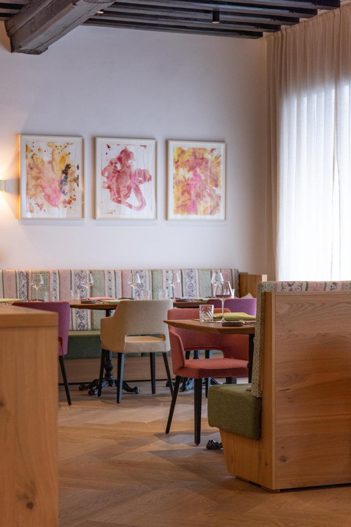 Boutiquehotel Zum Goldenen Hirschen Gmunden Esterno foto