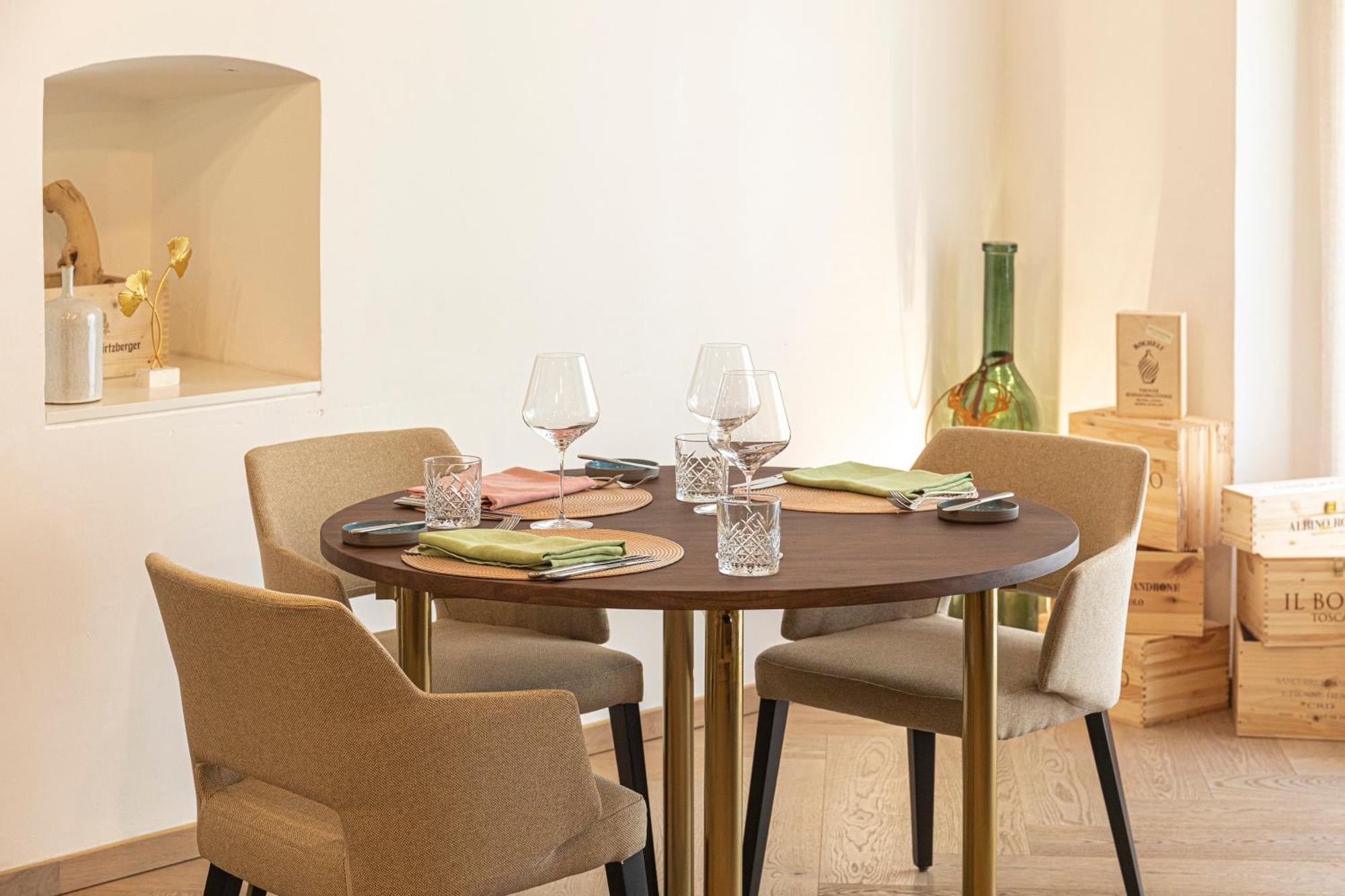 Boutiquehotel Zum Goldenen Hirschen Gmunden Esterno foto