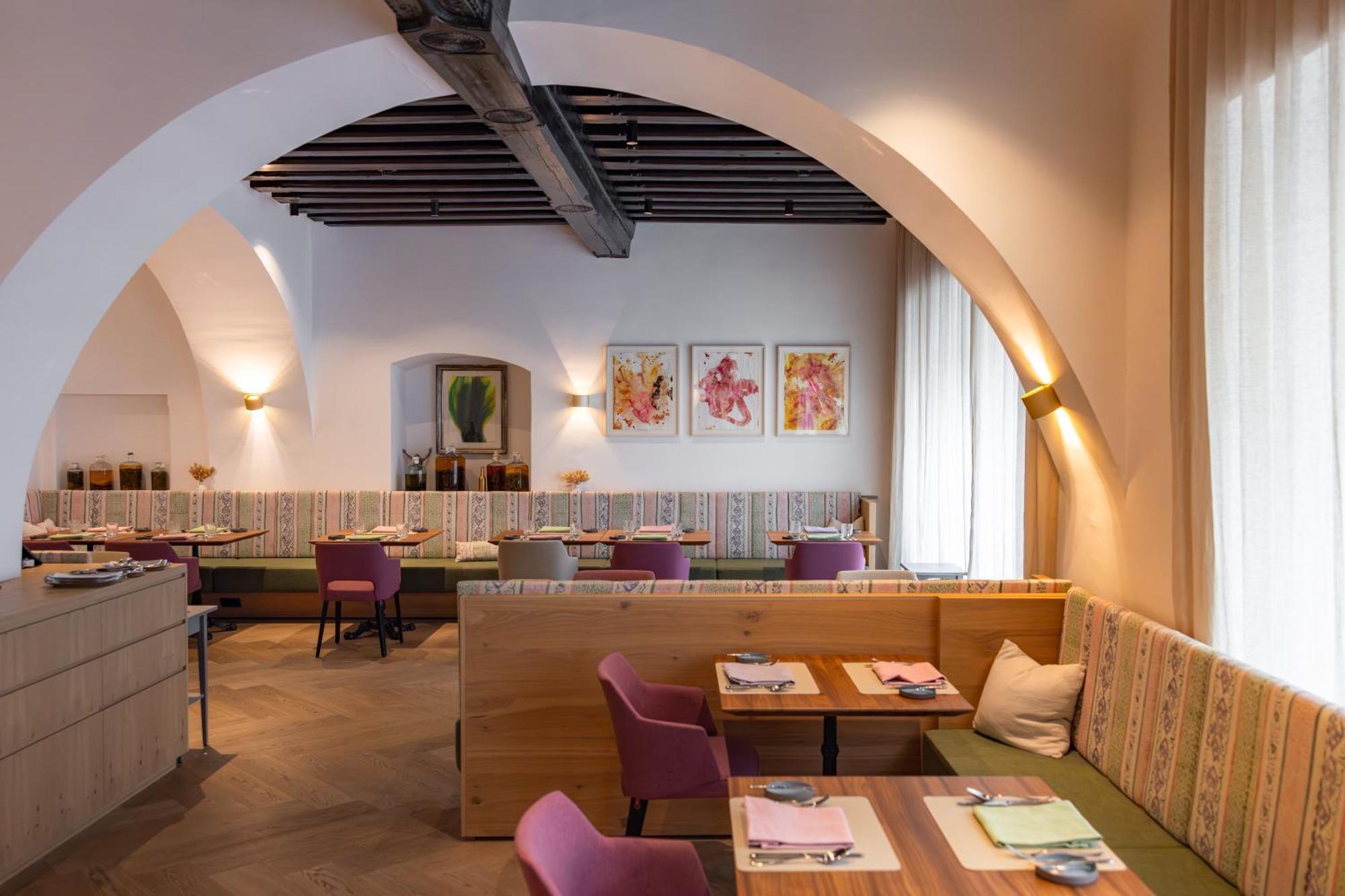 Boutiquehotel Zum Goldenen Hirschen Gmunden Esterno foto